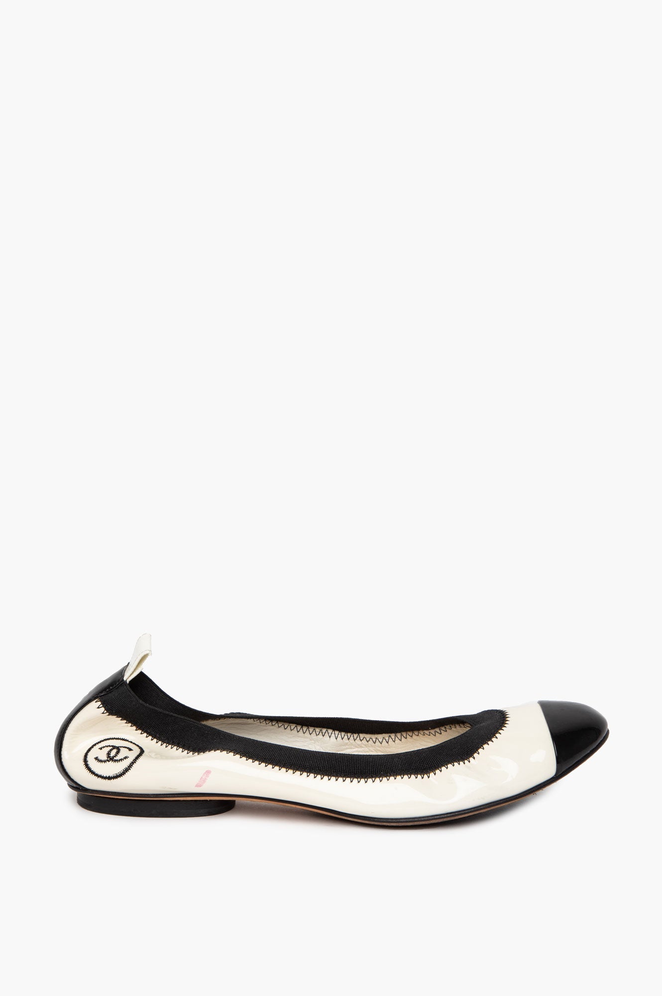 Chanel Black/White Patent leather CC Cap Toe Ballet Flats Size 37
