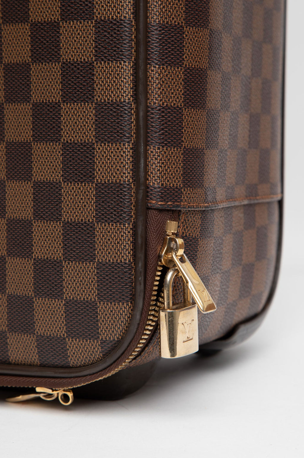 Louis Vuitton Damier Pegase Trolley Suitcase