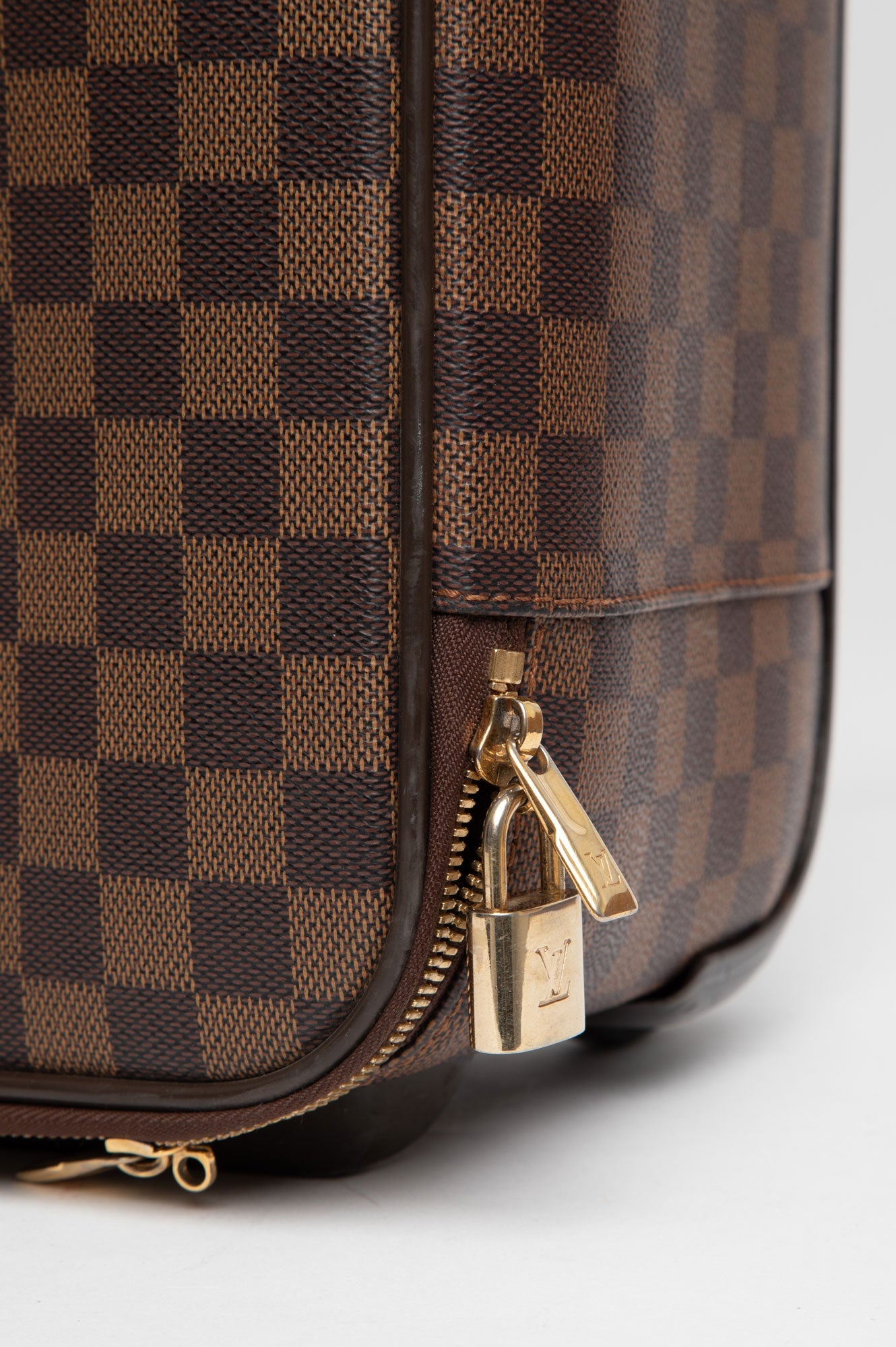 Louis Vuitton Damier Pegase Trolley Suitcase