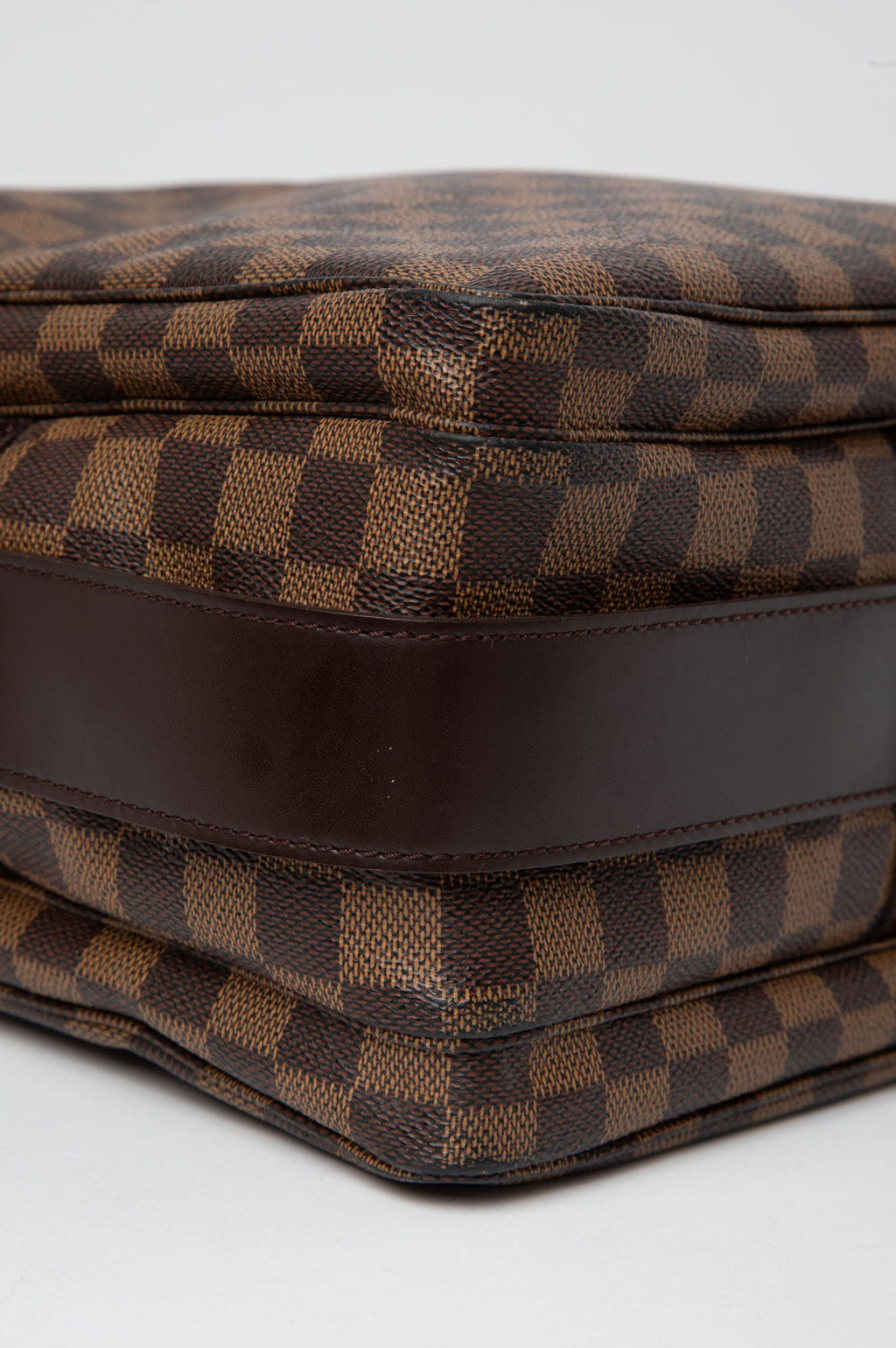 Louis Vuitton Damier Ebene Naviglio Messenger Bag