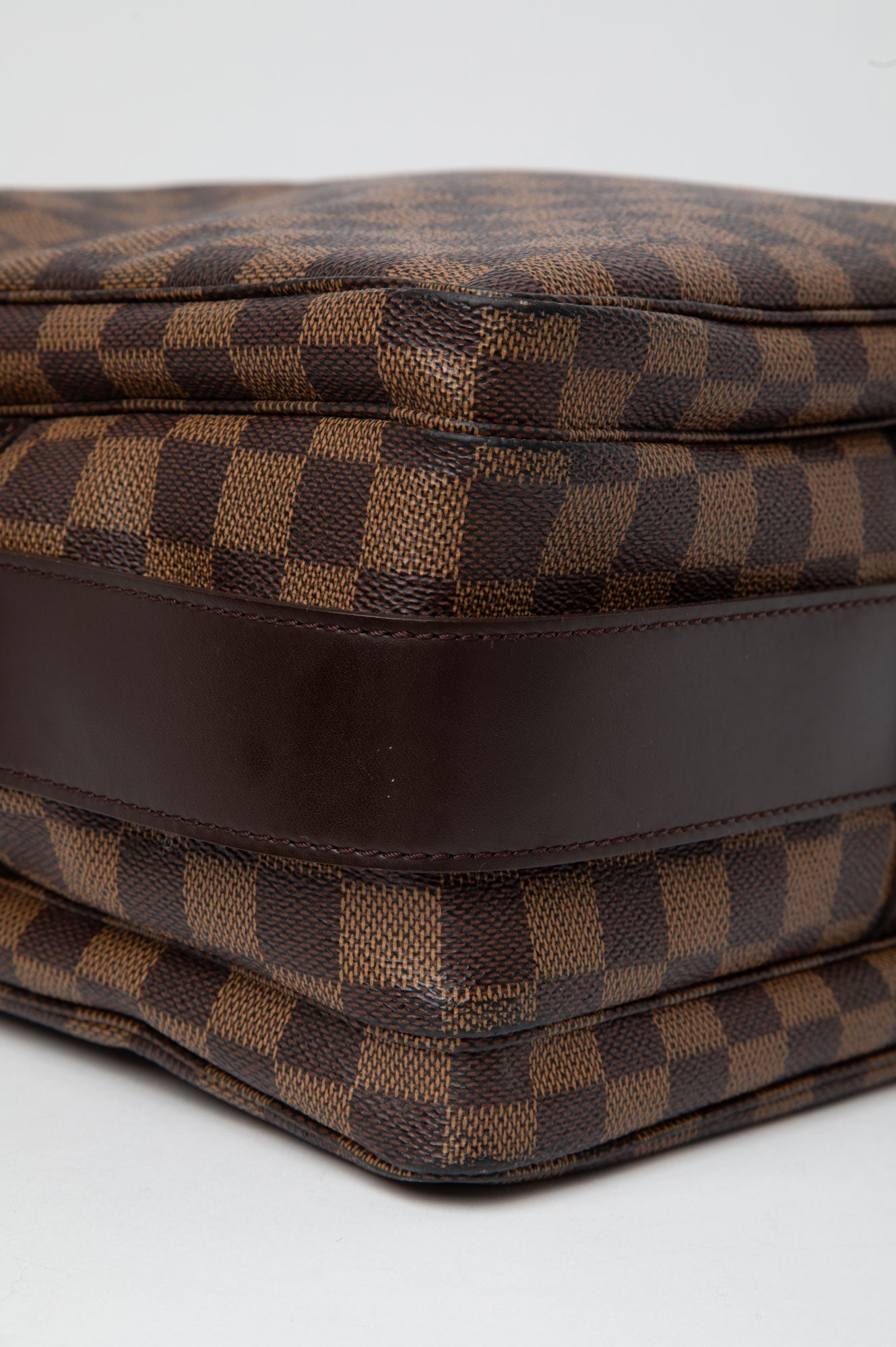 Louis Vuitton Damier Ebene Naviglio Messenger Bag