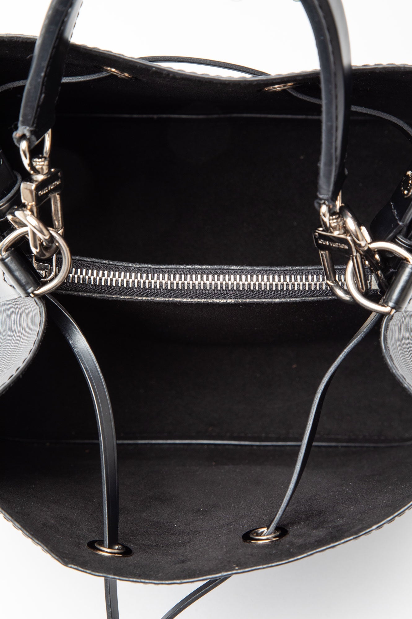 Louis Vuitton Black Epi Leather NeoNoe MM Bucket Bag