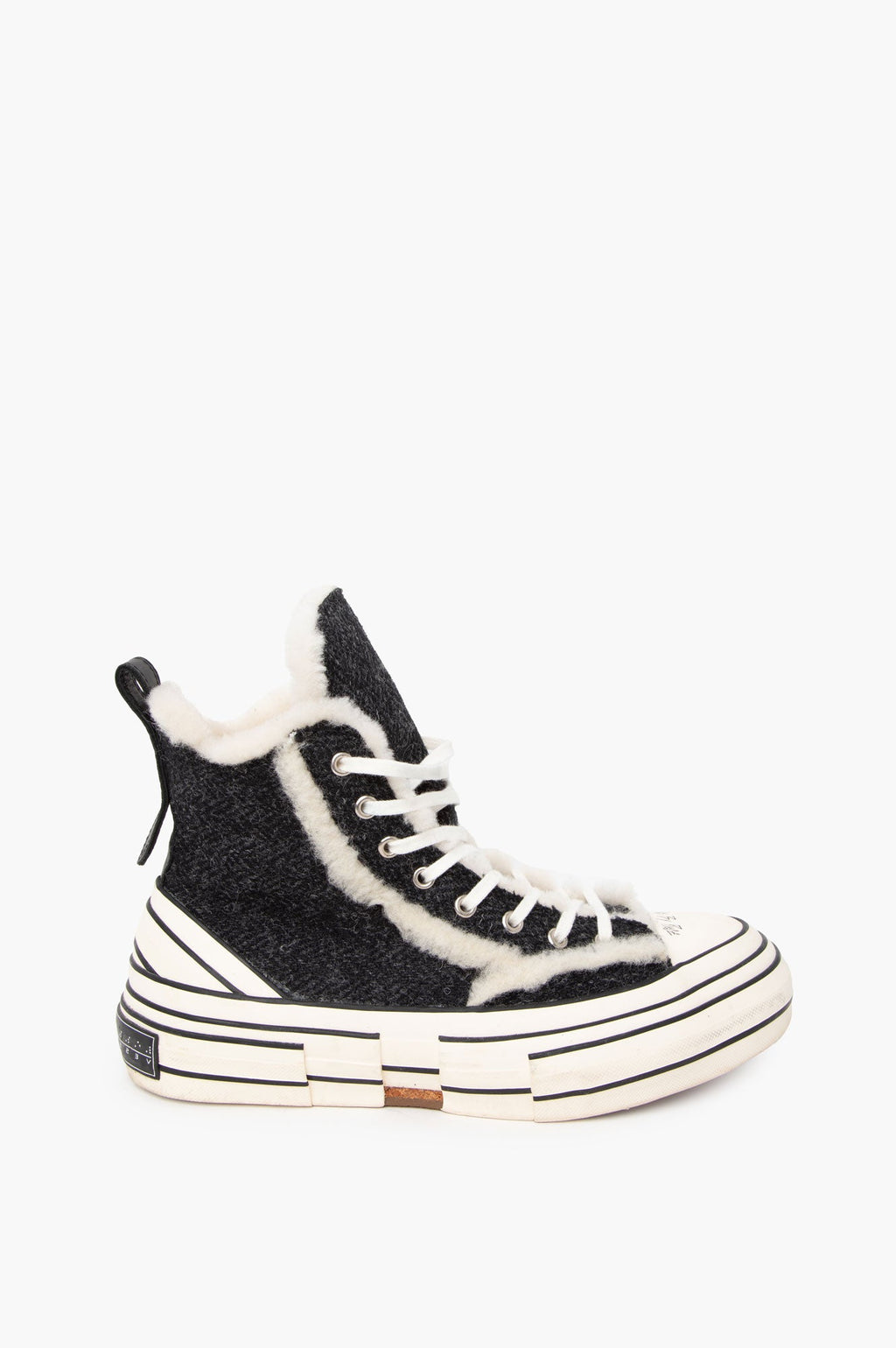 xVEssel Canvas Striped Sneaker Size 42 Mens