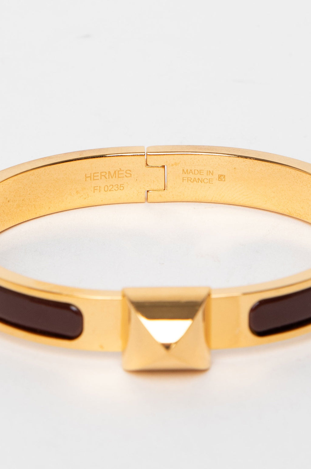 Hermès Yellow Gold Plated Cacao Mini Clic Medor Bracelet