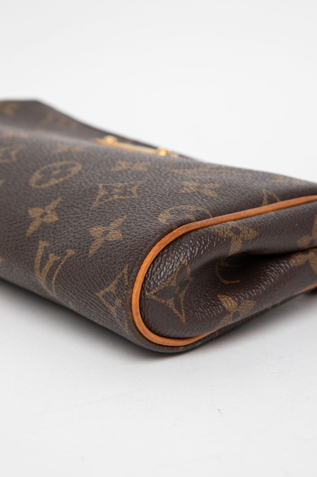 Louis Vuitton Monogram Eva Pochette With Strap