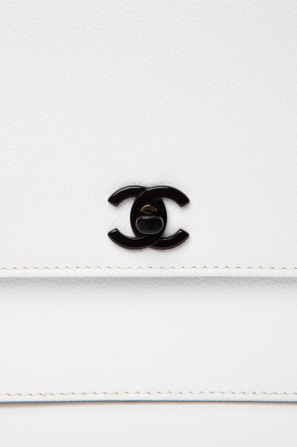 Chanel 1997-1999 White Caviar Flap Shoulder Bag
