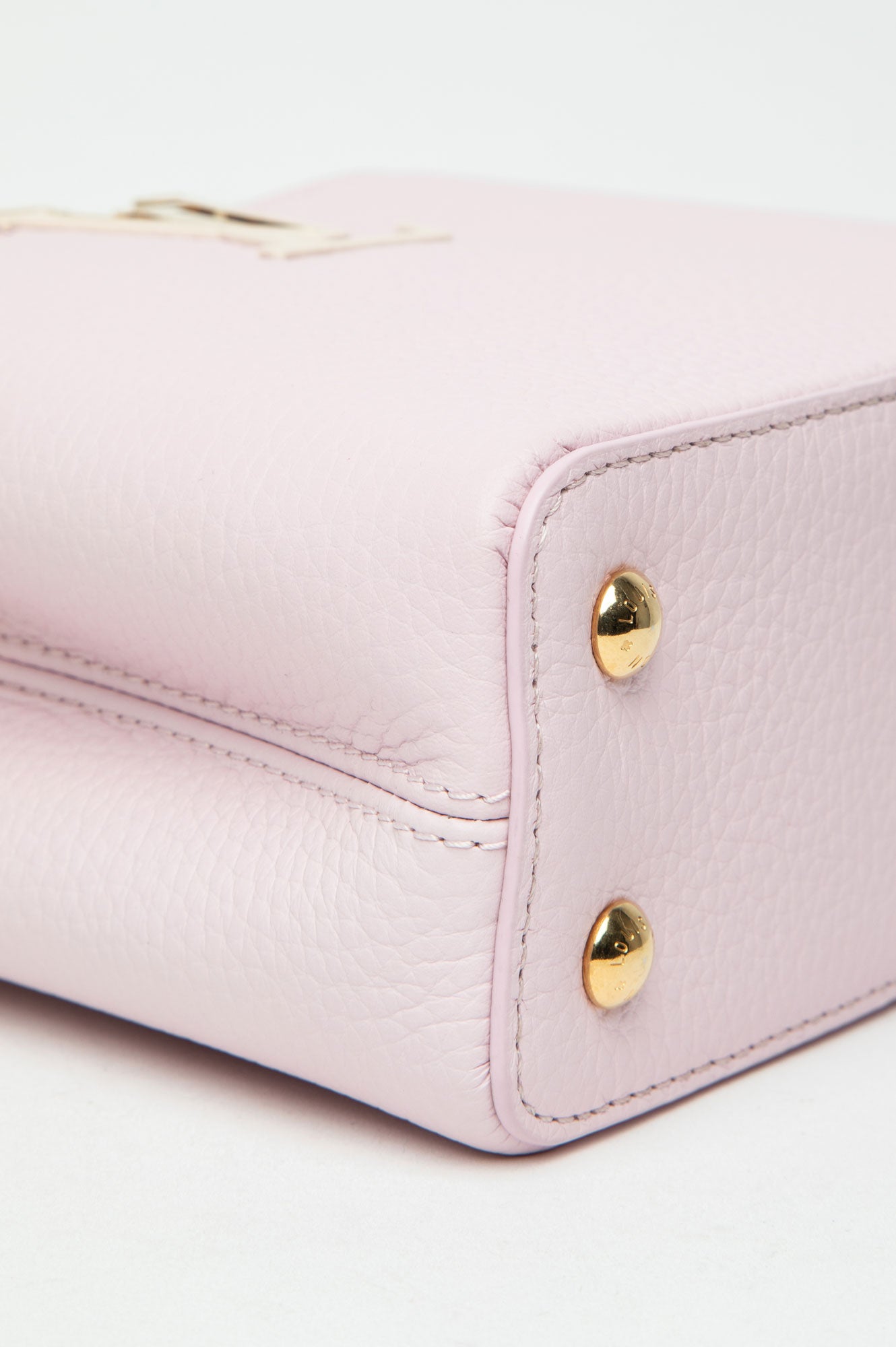 Louis Vuitton 2024 Capucines Lovelock Marshmallow Taurillon Mini