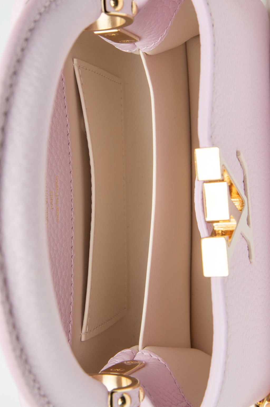 Louis Vuitton 2024 Capucines Lovelock Marshmallow Taurillon Mini