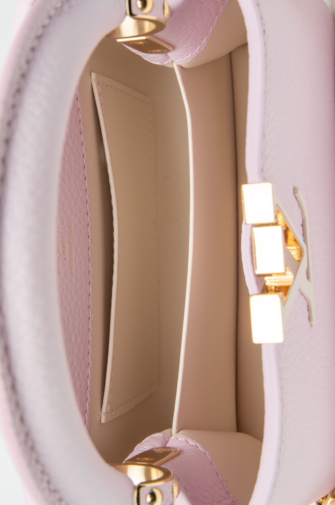 Louis Vuitton 2024 Capucines Lovelock Marshmallow Taurillon Mini