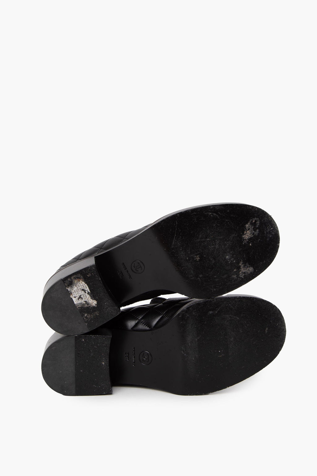 Chanel Black 2023 Cruise Quilted CC Heart Loafer Size 38.5