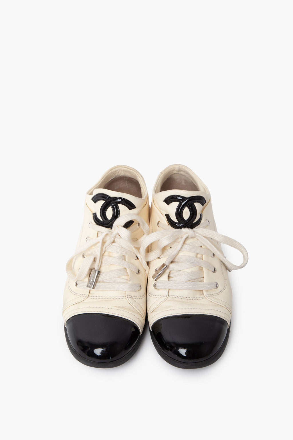 Chanel Cream Black CC Cap Toe Leather Shoes Size 38.5
