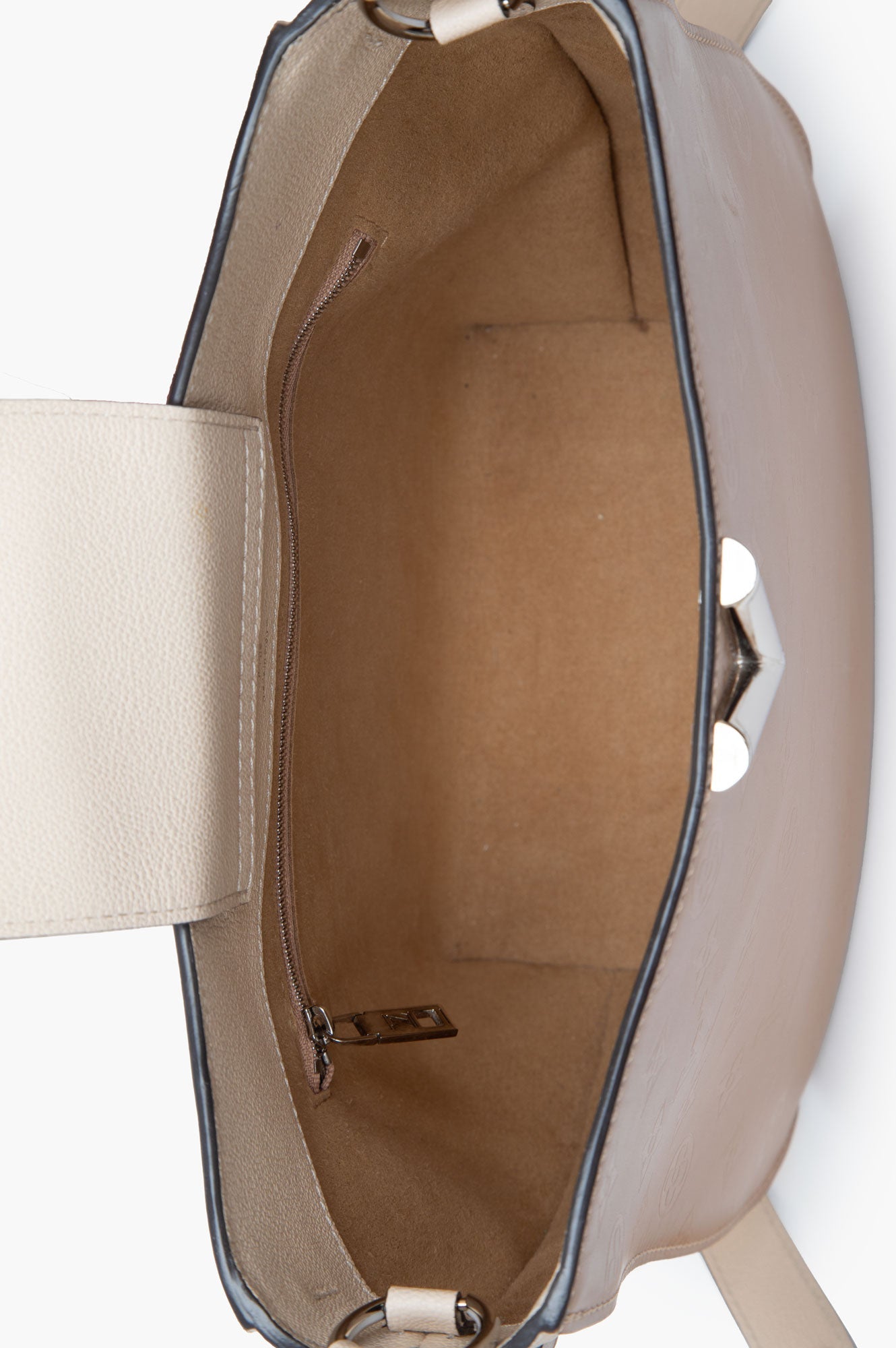 Louis Vuitton Cuir Ecume Very Hobo Bag