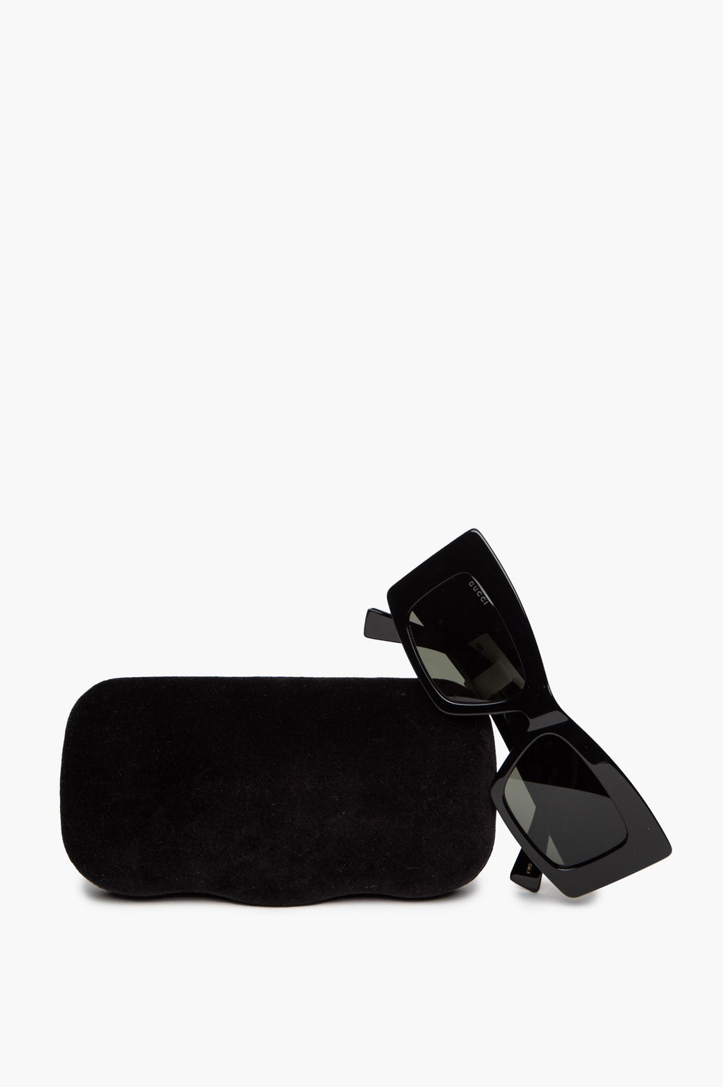 Gucci Black Interlocking G GG1842S Sunglasses