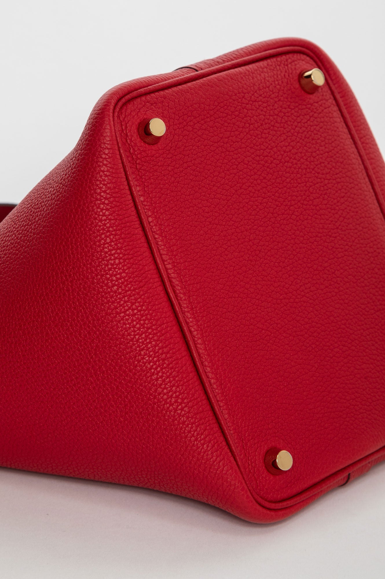 Hermès Rouge Piment Togo Gold Hardware Picotin Lock 18 PM