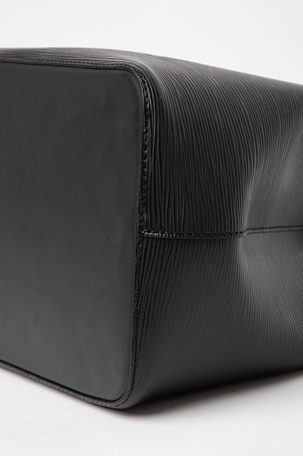 Louis Vuitton Black Epi NéoNoé MM