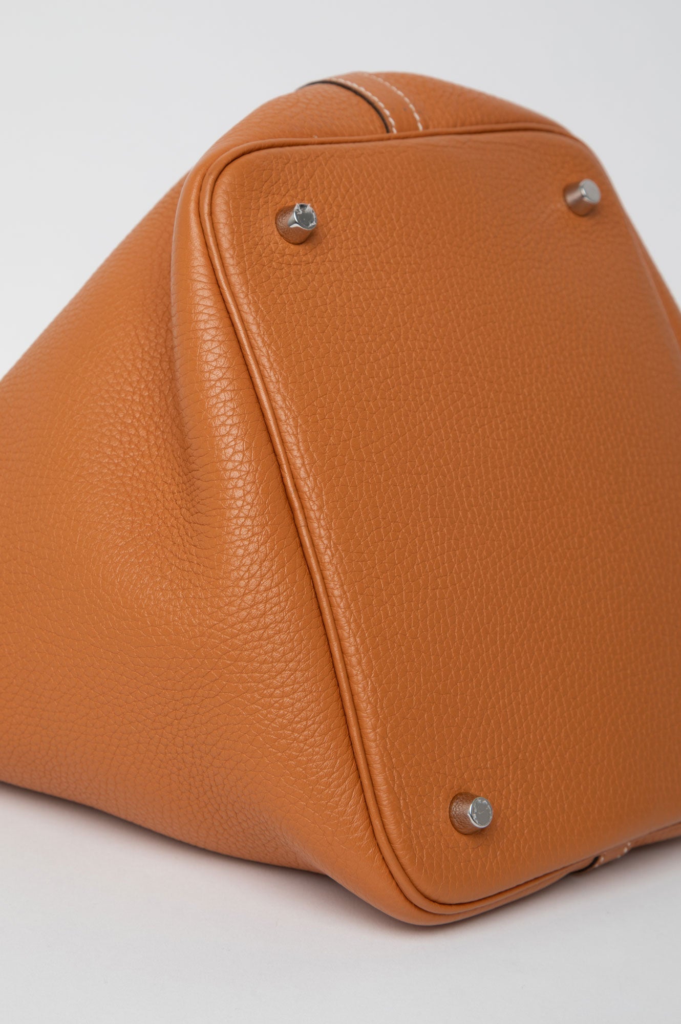 Hermes 2017 Picotin 22 Gold Clemence SHW Bag