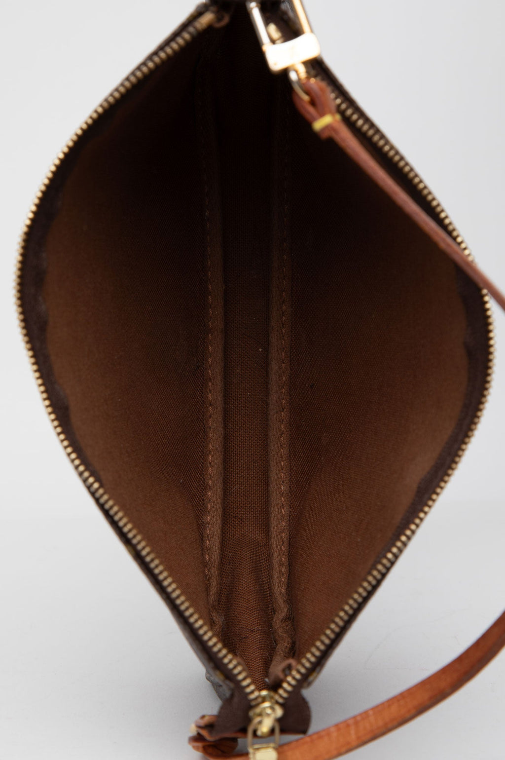 Louis Vuitton Monogram Pochette Axesua Bag