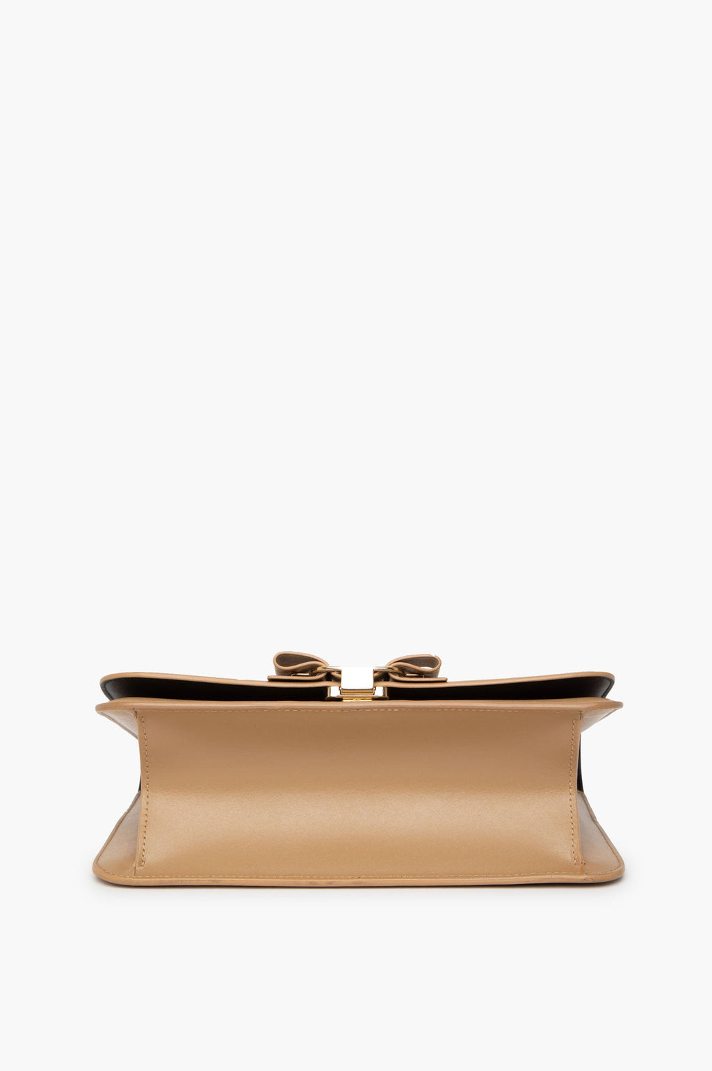 Salvatore Ferragamo Beige Leather Bow Chain Shoulder Bag