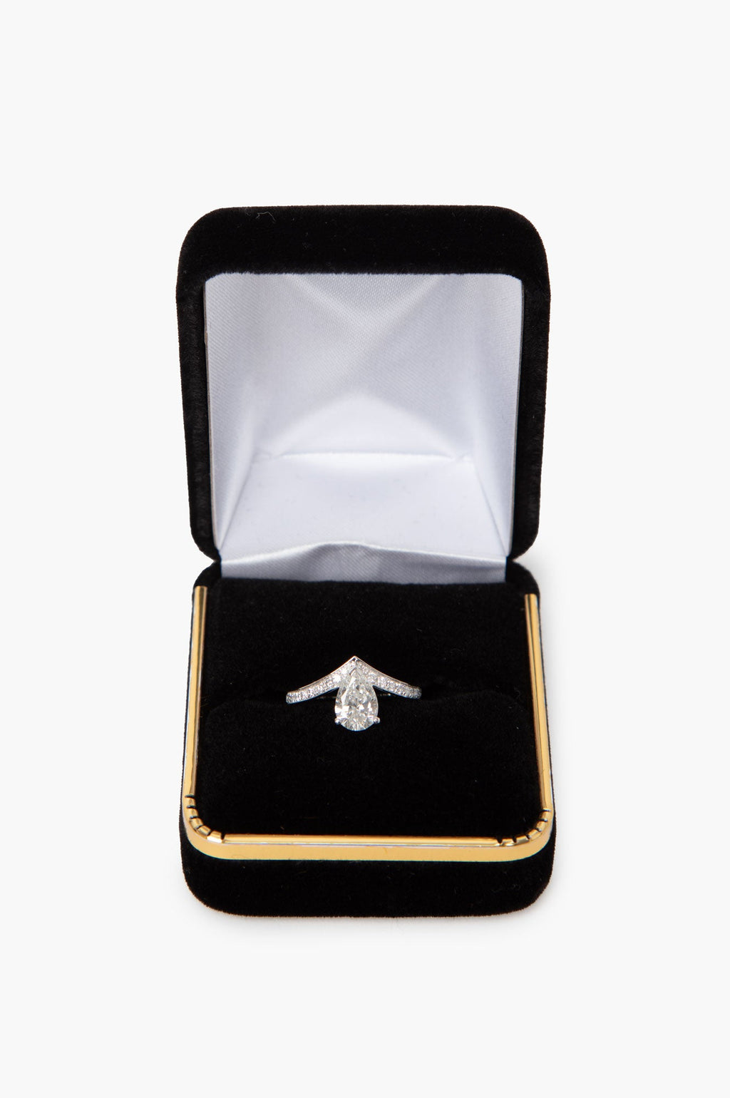 Joséphine Aigrette Wedding White Gold Diamond Ring