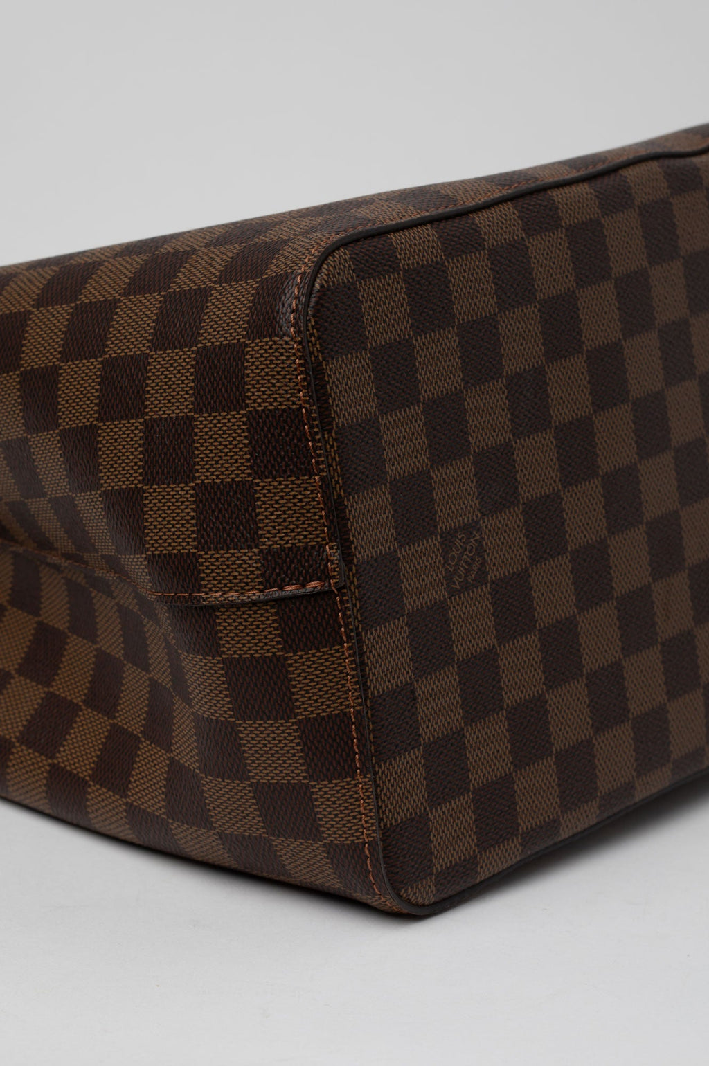 Louis Vuitton Pink Damier Ebene Néo Noé MM Bag