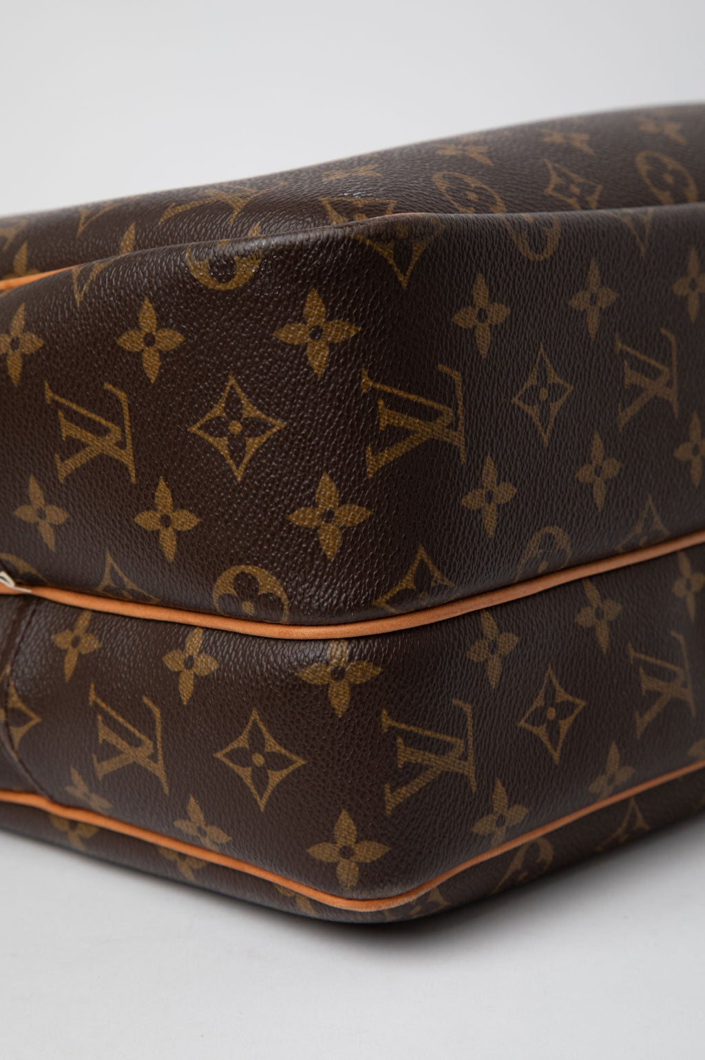 Louis Vuitton Brown Monogram Reporter GM Bag