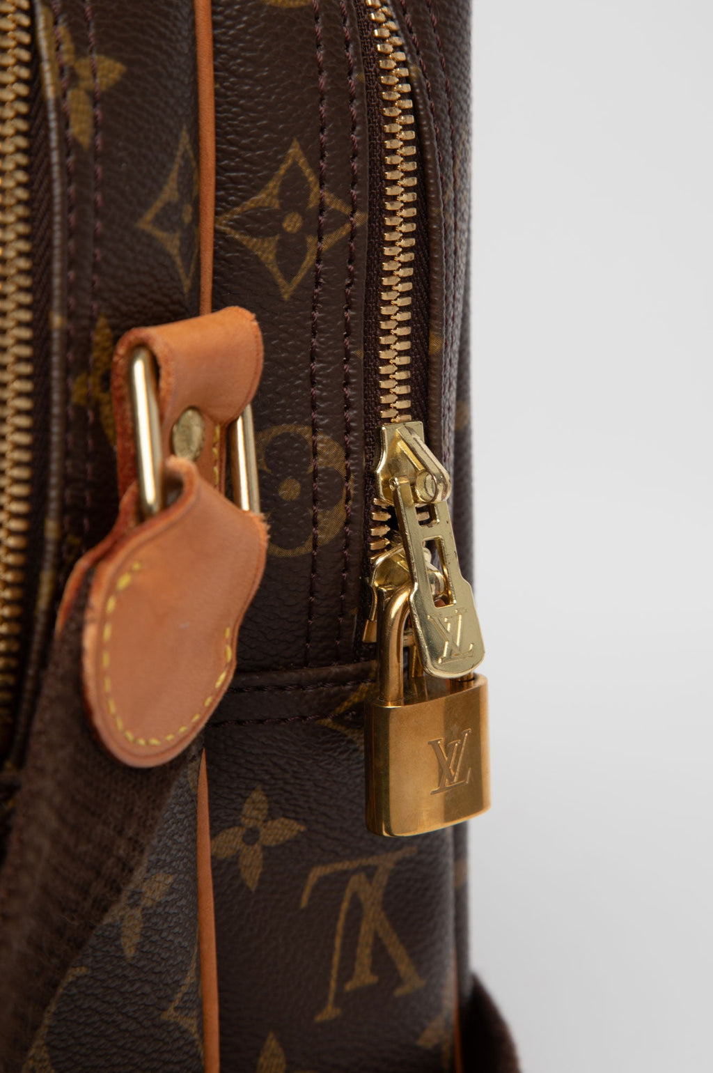 Louis Vuitton Brown Monogram Reporter GM Bag