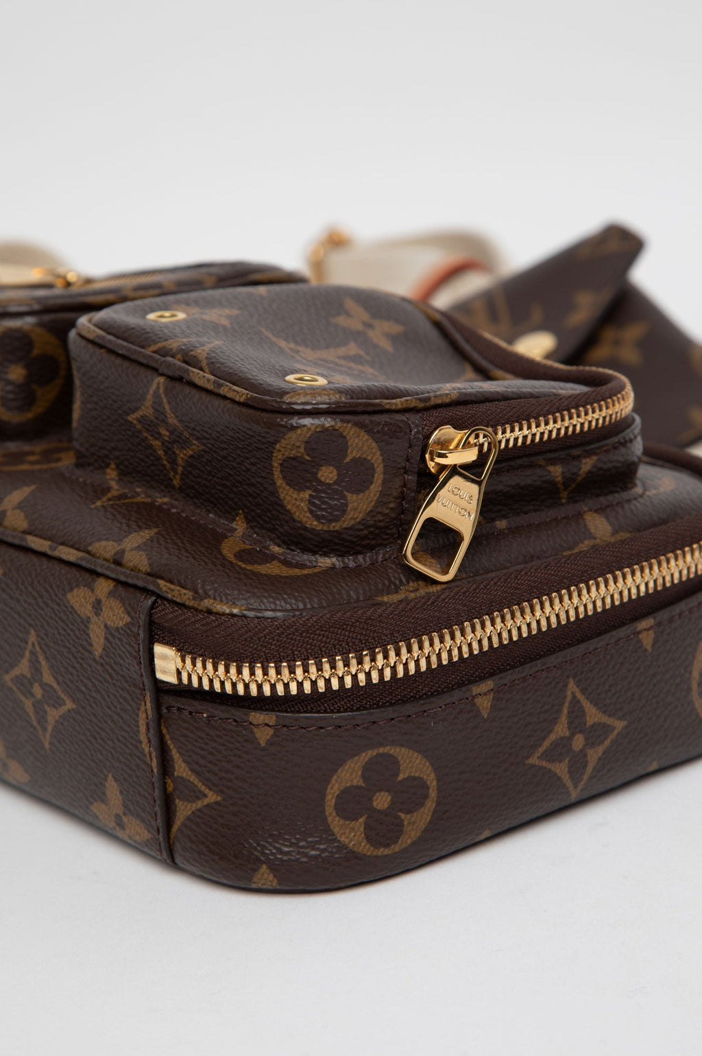 Louis Vuitton Brown Monogram Utility Bag