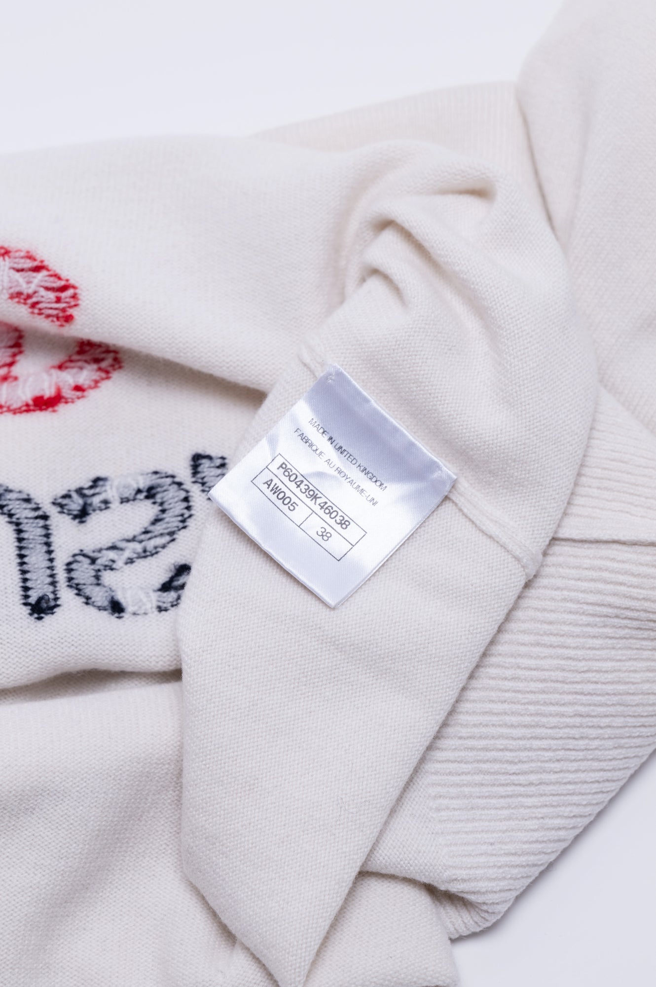 Chanel 2019 La Pausa Cruise Collection Pullover Size M/38