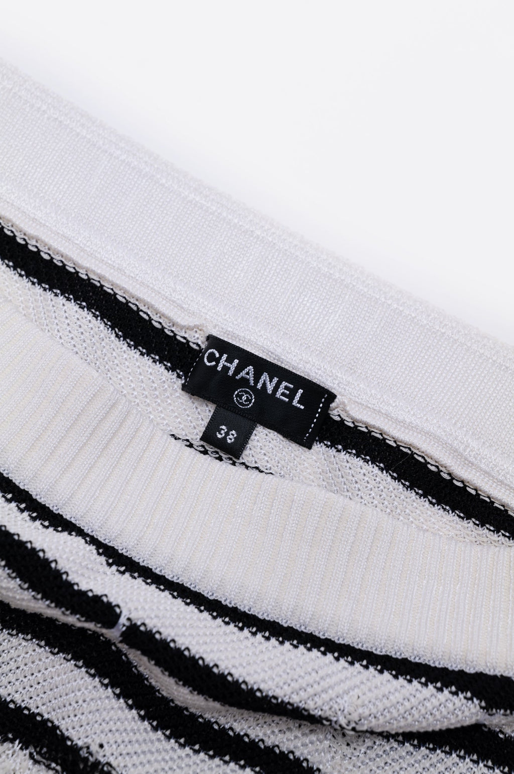 Chanel White and Black Viscose Striped Camellia Knit Skirt Size M/38