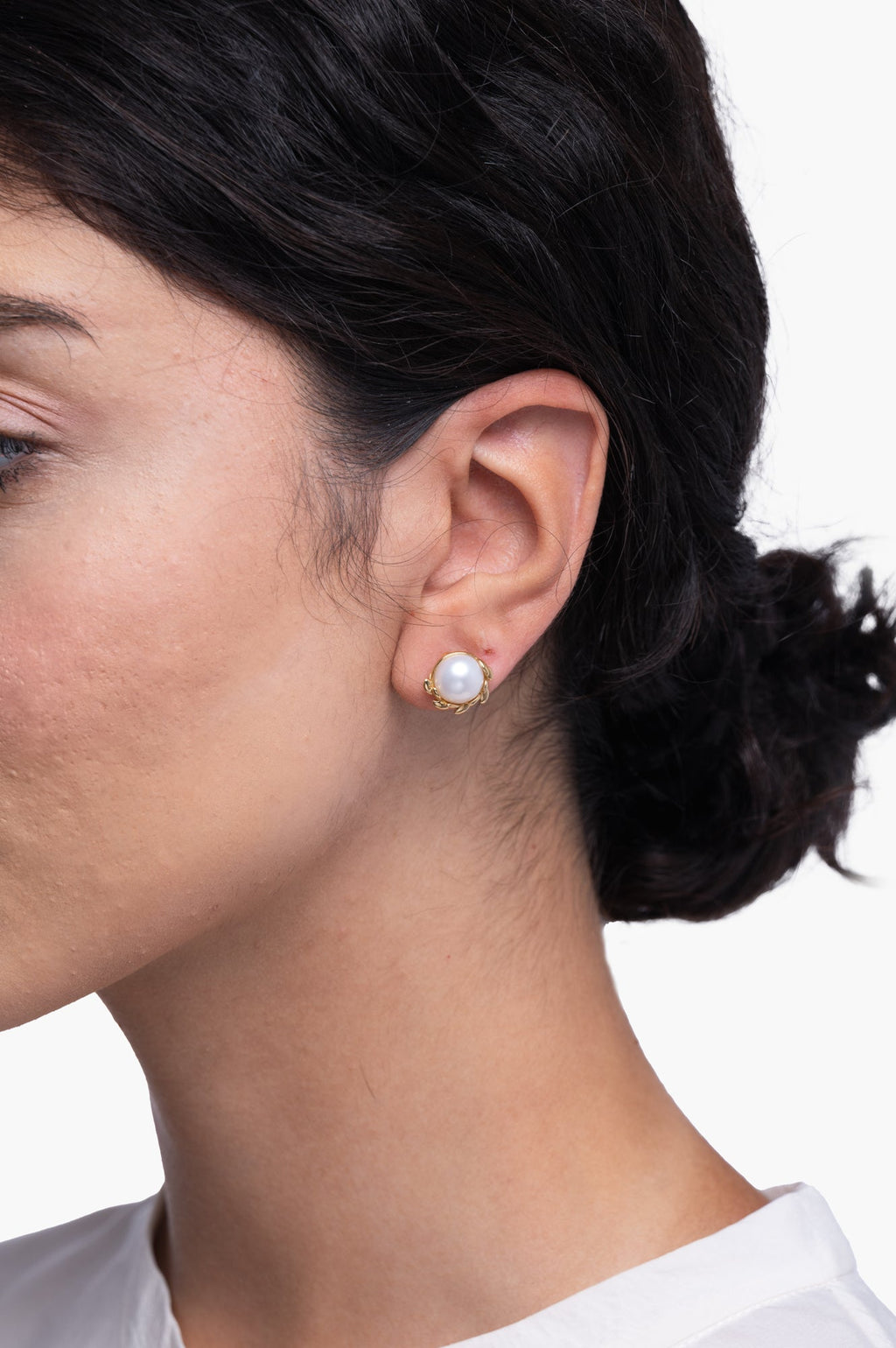 Tiffany & Co 18K Gold Olive Leaf With Pearl Stud Earring